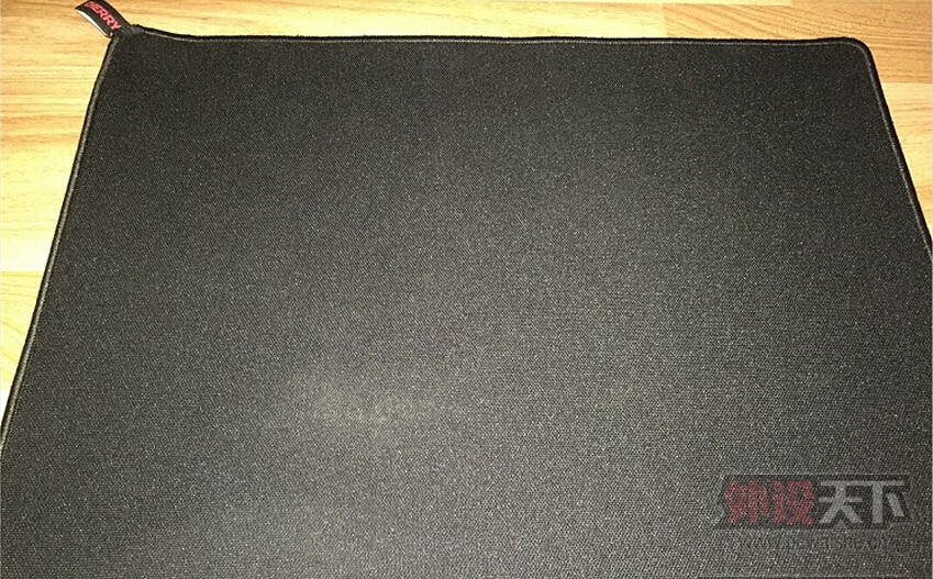 ������M65��ɫ��ӣ�������Ŵ�ϸ���һ�š�