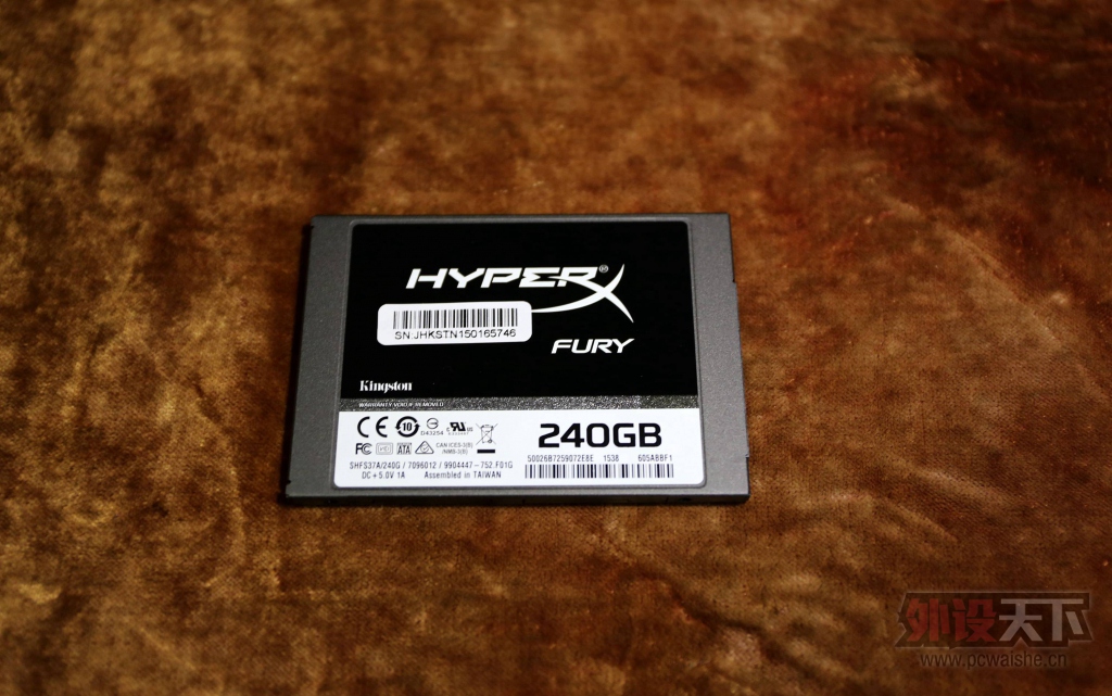 HyperX Furyϵ 240G SATA3 ̬ӲZ170µС[ԭ]
