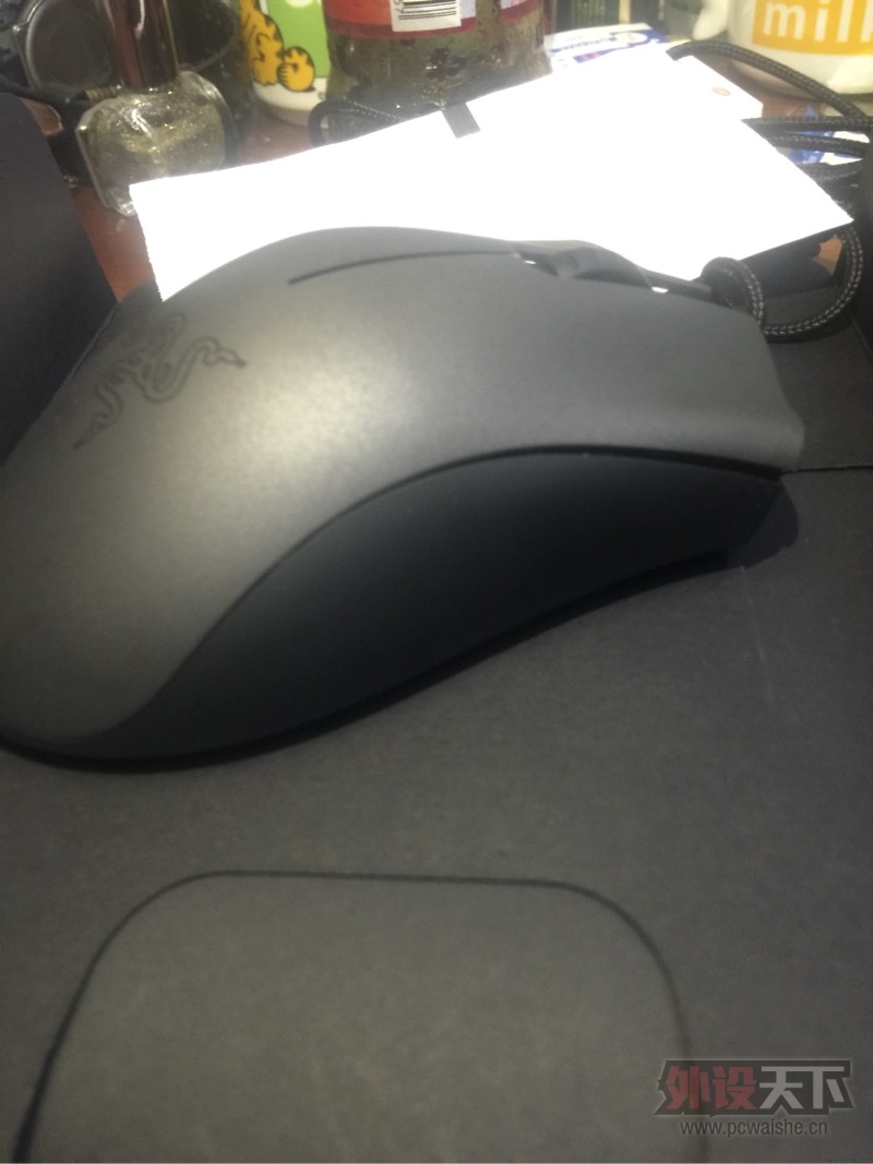 ���㶫���ڡ���Razer������� 9�£�130���ʡ�