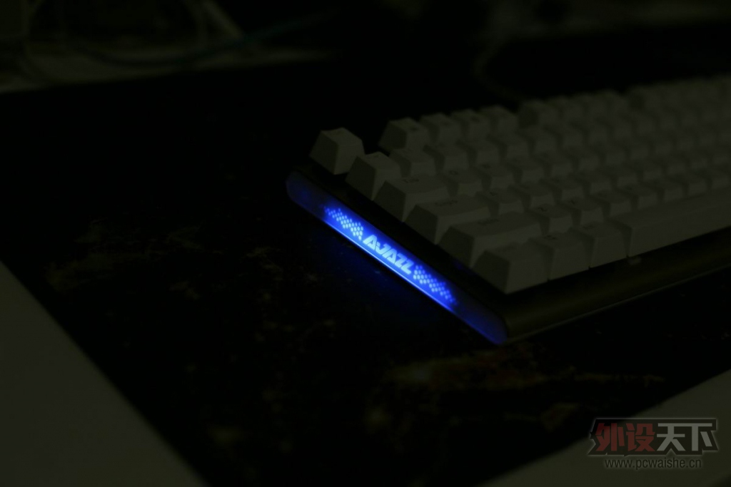 ����ֹ�����ھ�AK40ӣ�Һ������е��������