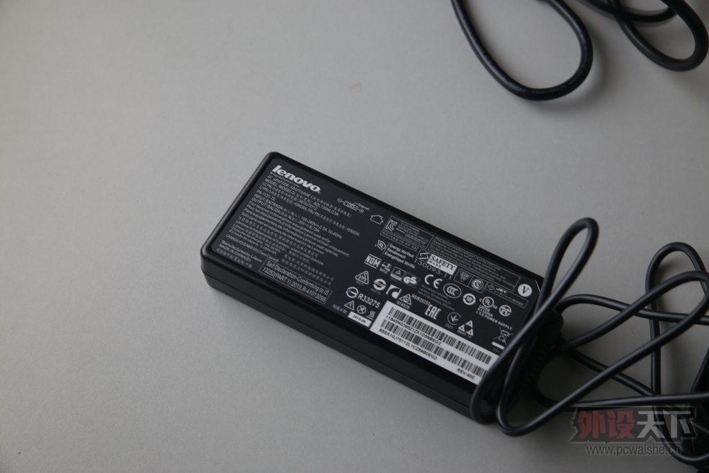 skylake�µı뺷СY��Lenovo ���� Y700���� �������