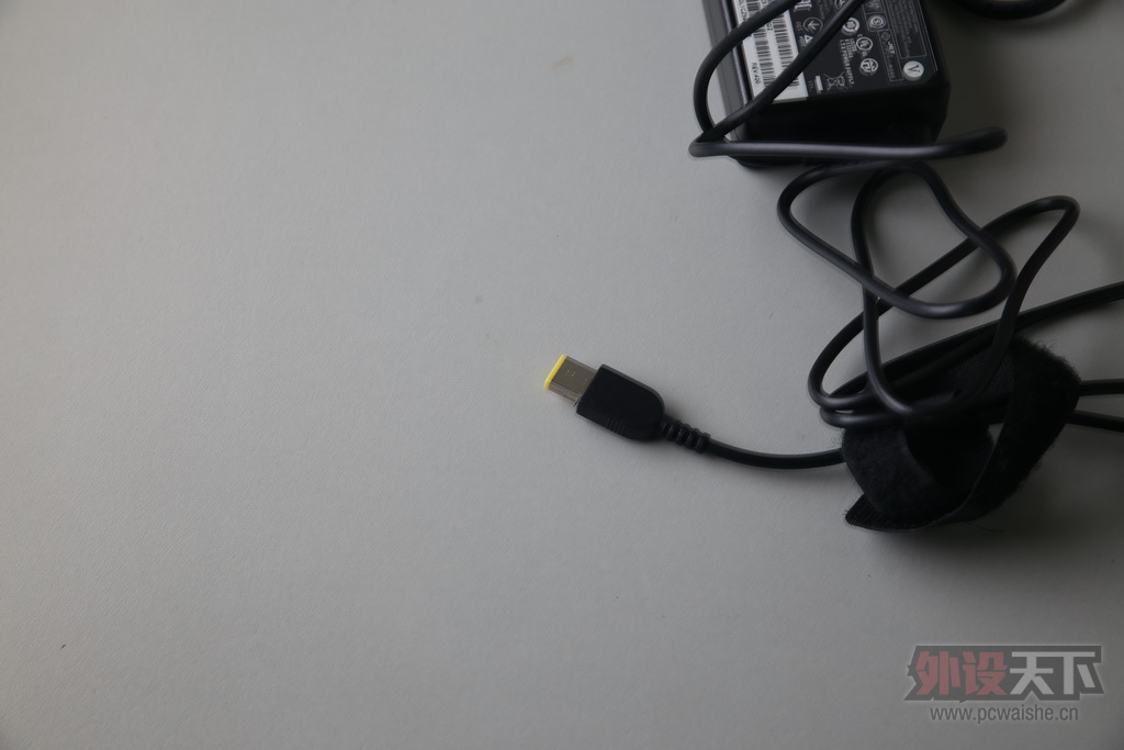 skylake�µı뺷СY��Lenovo ���� Y700���� �������