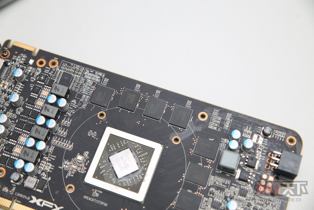 XFXѶ�� R9 370X 4G���ǰ� ��������