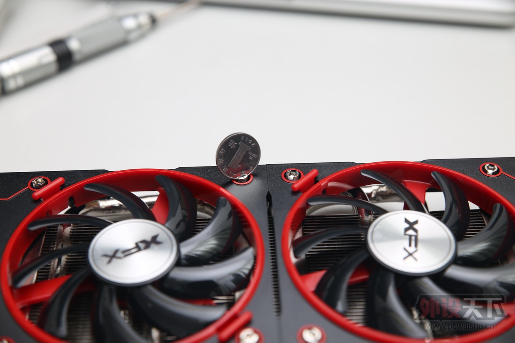 XFXѶ�� R9 370X 4G���ǰ� ��������