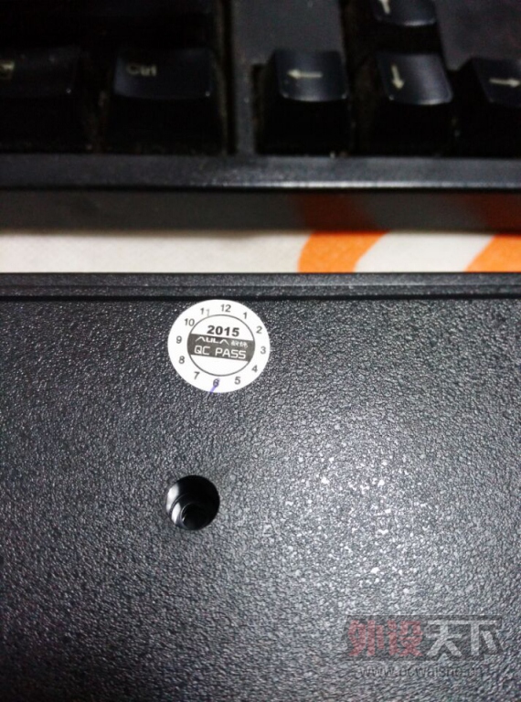 ���˸������������