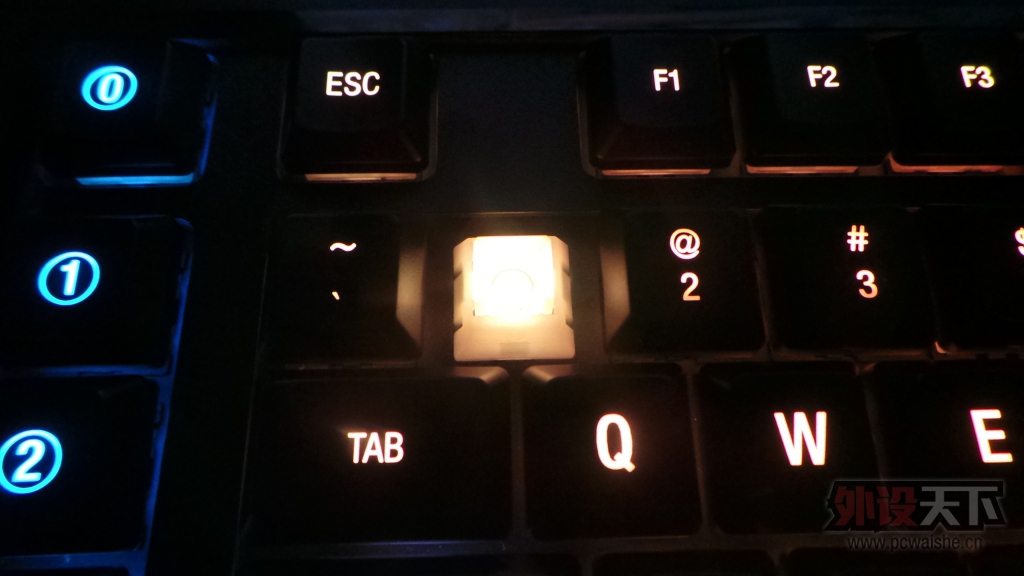 �����������һ�꣡steelseries APEX M800���˼���