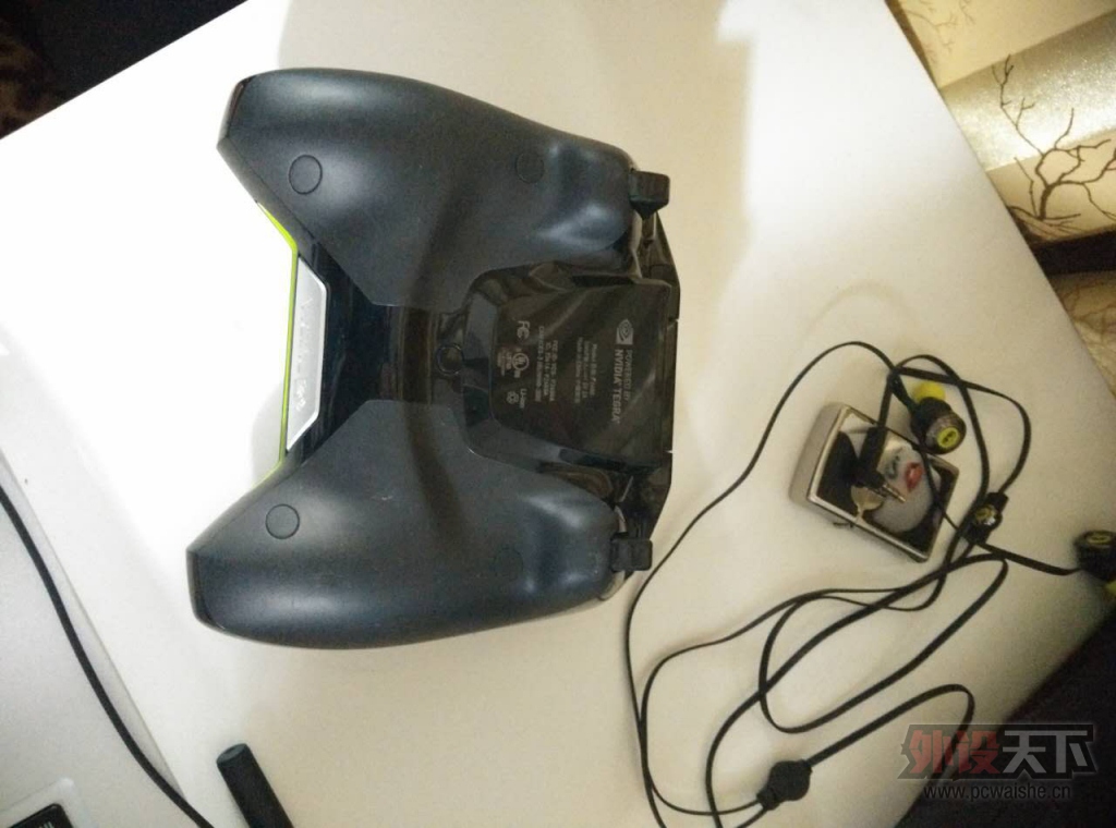 ���Ϻ��������޼�G700S,��SONY�� MDR-10R ,Ӣΰ�����