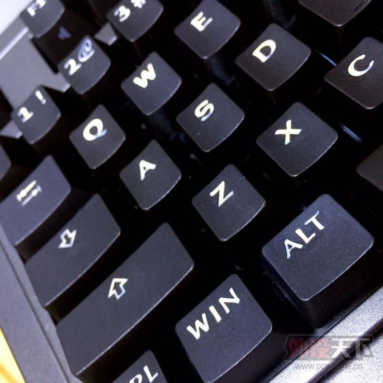 ������꡿˫һһ�ڶ��� Deck 108 Hassium Pro