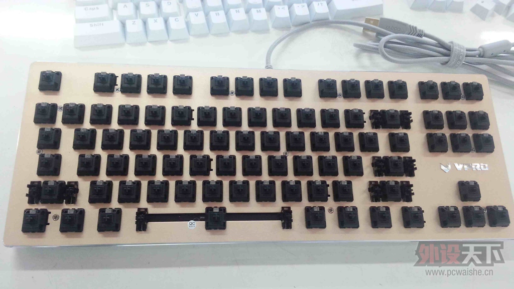 ǰ��δ�У��߸�֮�����װ�V500RGB