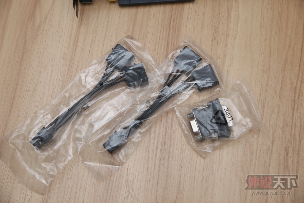 XFX R9 380X�Կ� ��⣬����ʵ��