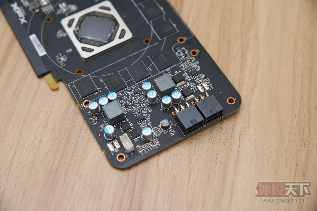 XFX R9 380X�Կ� ��⣬����ʵ��