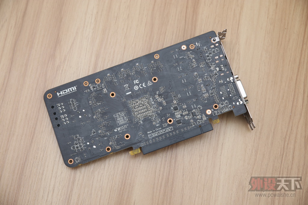 XFX R9 380X�Կ� ��⣬����ʵ��