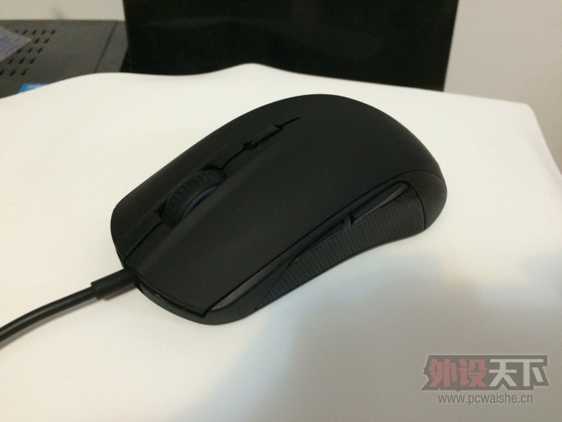 ���Rival 100����