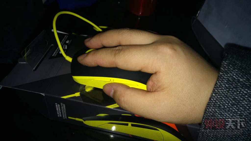 ���ǵ�RIVAL 100�ոյ���  ����