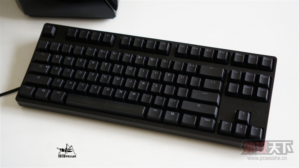����Likeyboard�Ĺ��¡���ֻ�غ��ڼ��̶���