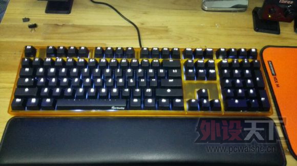 ���Ϻ����ѳ�