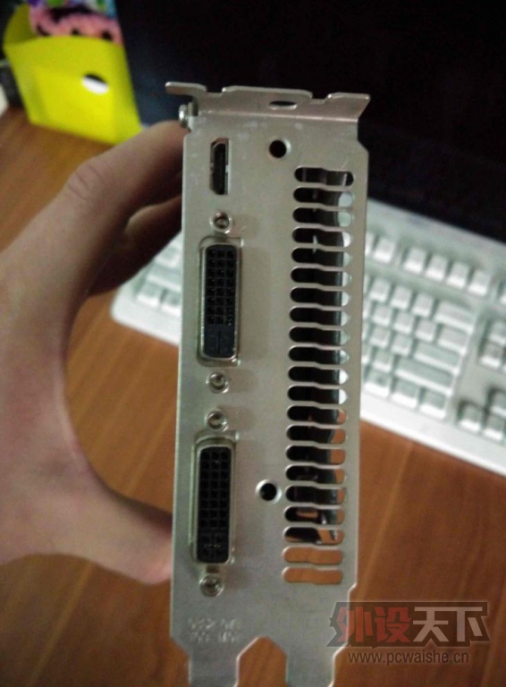 �����ݡ��װ�V500  �޼�G700s