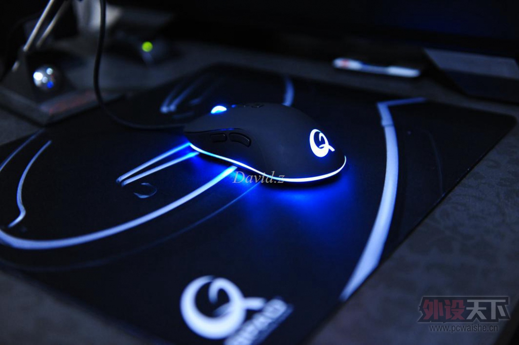 С�ֱ�ʾ���ϼ����顪��ǳ̸QPAD DX-20