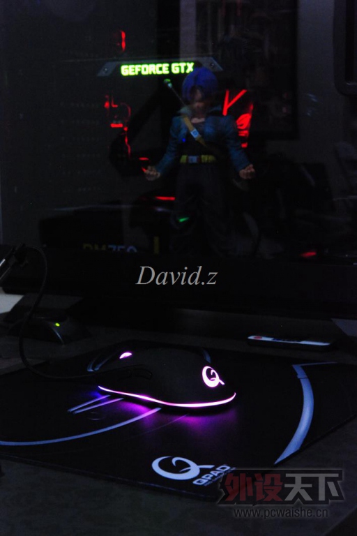 С�ֱ�ʾ���ϼ����顪��ǳ̸QPAD DX-20
