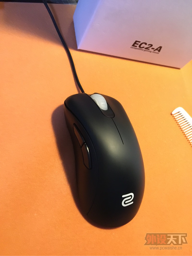 ���Ϻ���ZOWIE EC2-A �ϵ��L
