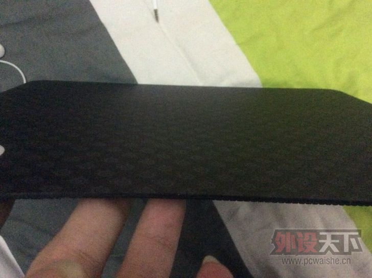 �����ϡ���ɫ����RIVAL��9HD