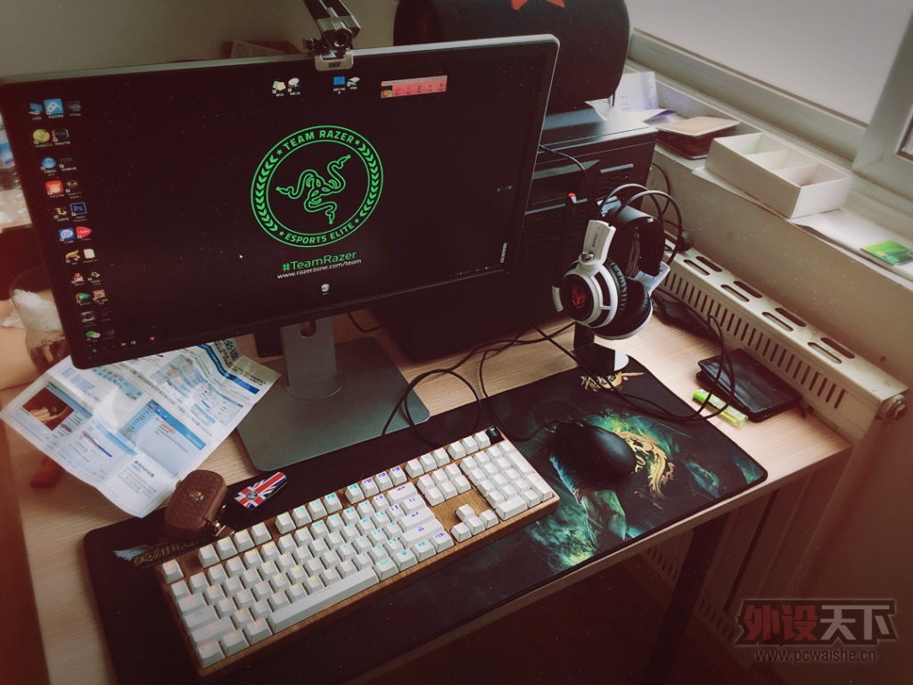 α�������