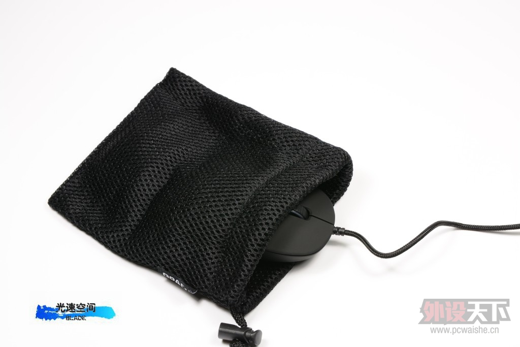 �Գ�����������д��һ�����黳-QPAD DX-20����