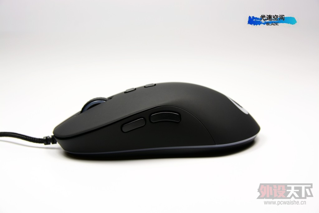 �Գ�����������д��һ�����黳-QPAD DX-20����
