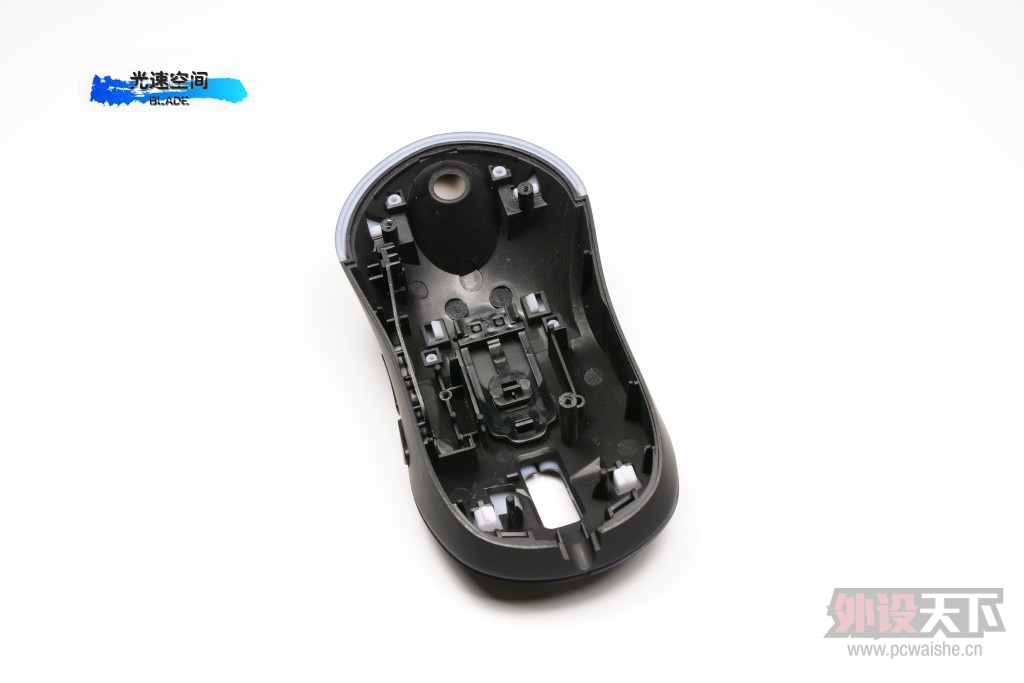 �Գ�����������д��һ�����黳-QPAD DX-20����