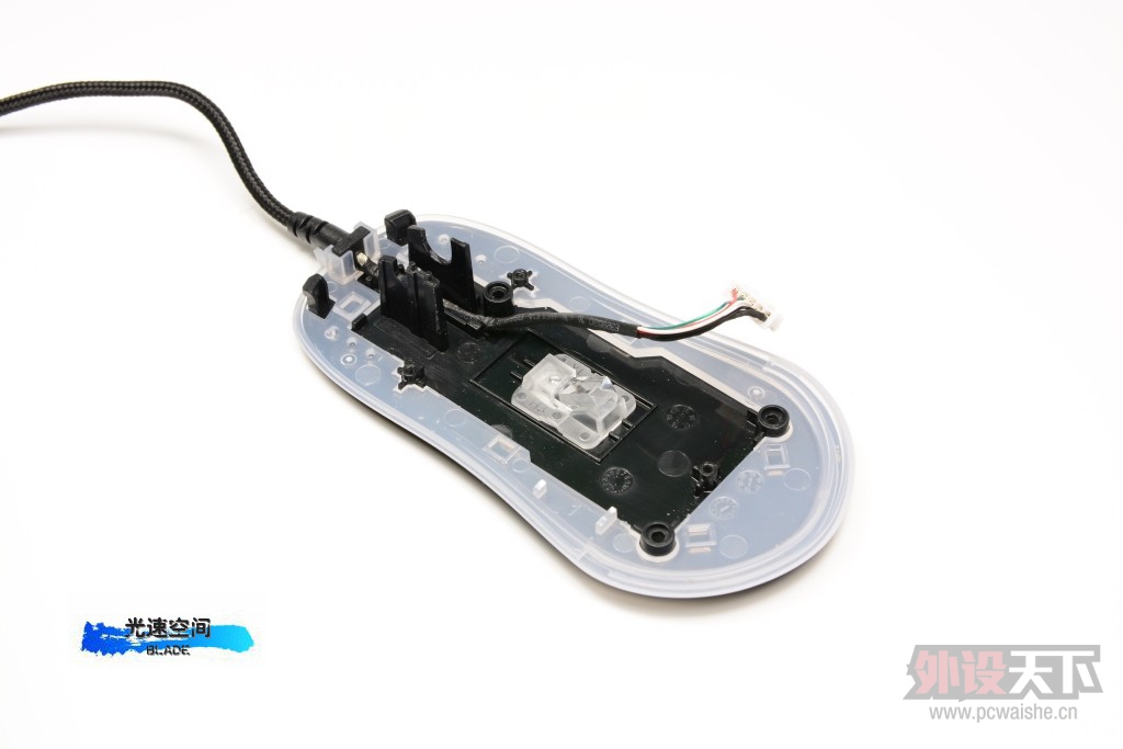 �Գ�����������д��һ�����黳-QPAD DX-20����