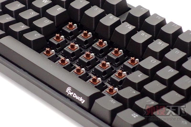 ħ��ѼDucky ONE��е��������