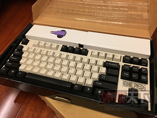 ���Ϻ����ո���ʰ�����ļ������̣�filco��realfoece.�۸����꣡