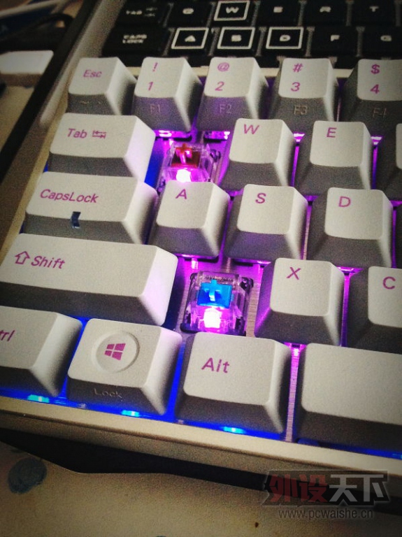 һ°