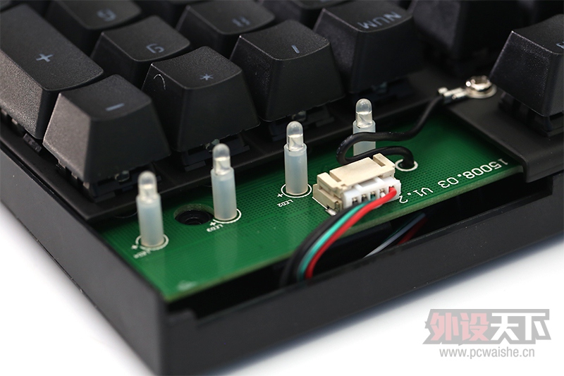 ������⡿��ľ�ֻʣ�����ˣ��������APEX M260��е���̲��