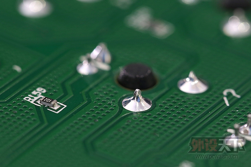 ������⡿��ľ�ֻʣ�����ˣ��������APEX M260��е���̲��