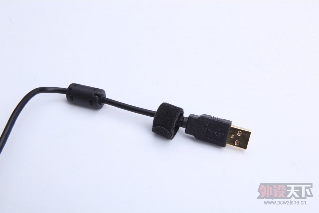 ѼᡪDucky 2108s2 RGB