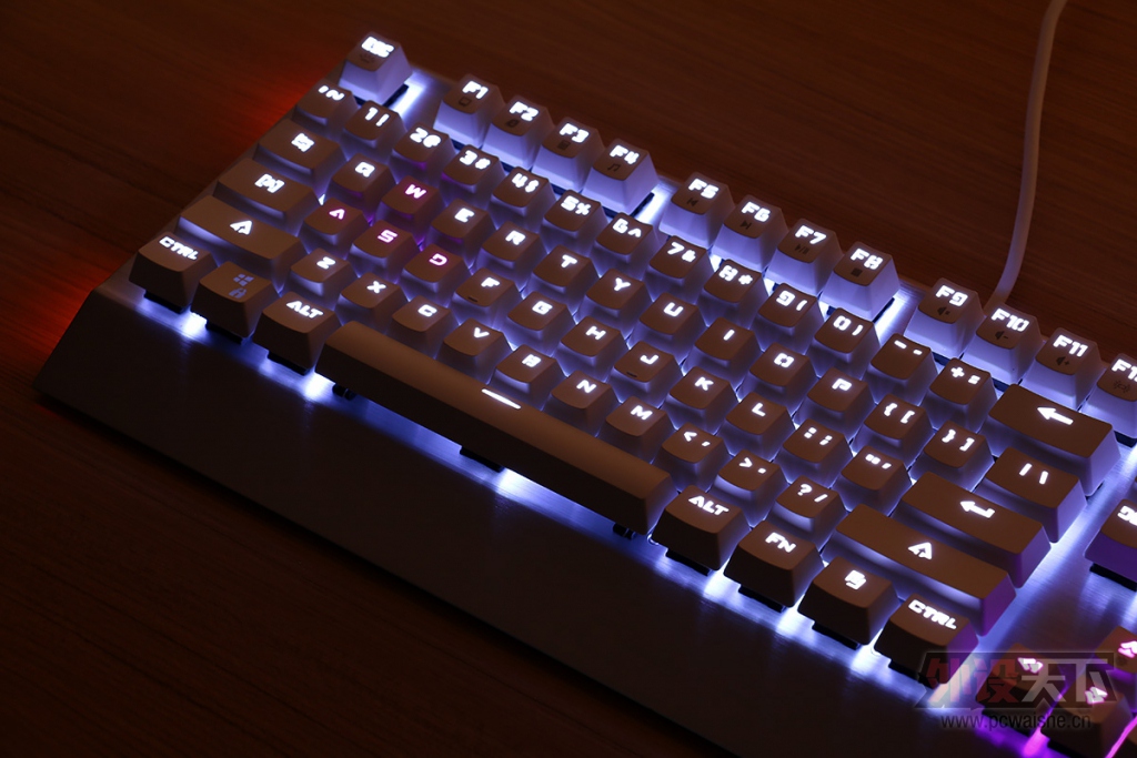 ���˾�Υ��Ʒ�ƣ� ��ʻ�е����3��е���������棡