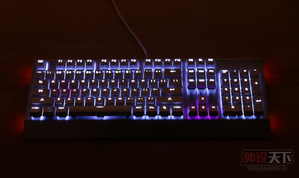 ���˾�Υ��Ʒ�ƣ� ��ʻ�е����3��е���������棡