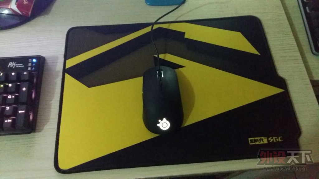 ������������9��RIVAL 100 ���