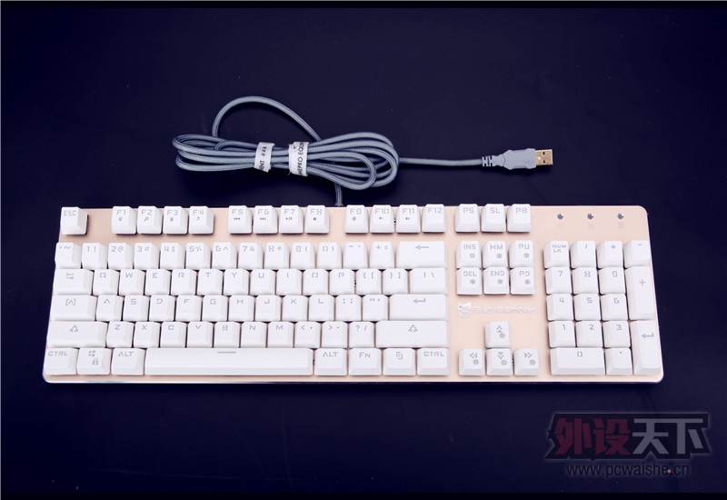 �����ĳ����顿���ż�������Ʒ-ɭ����S-J1 104������