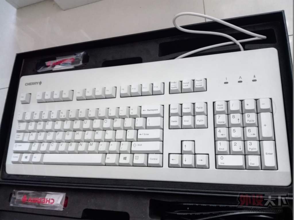 ���㽭��ӣ��G8-3000��ɫ�����ɫ���� 9.5���� ����