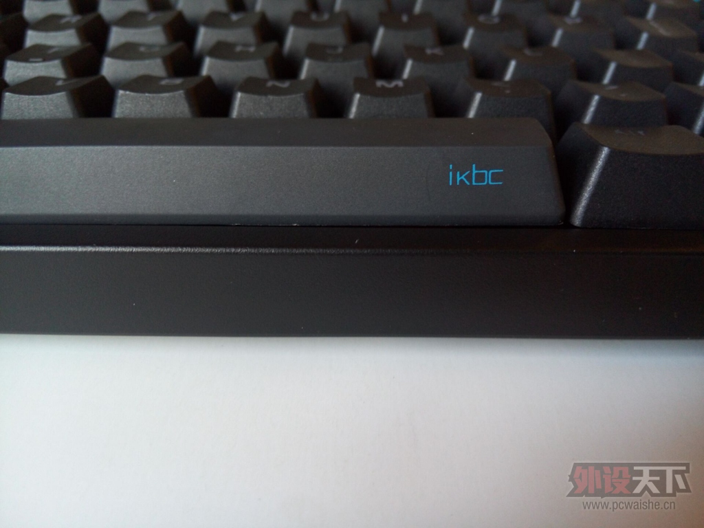 IKBC-G104 ��ɫ����İ׵ƿ������