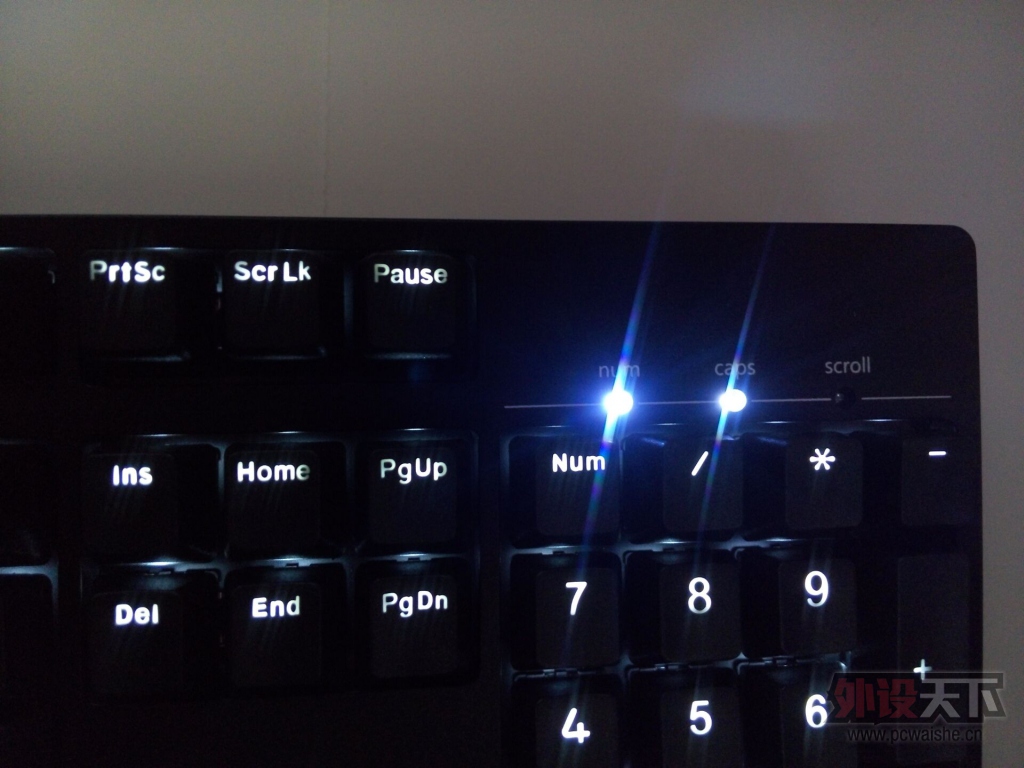 IKBC-G104 ��ɫ����İ׵ƿ������