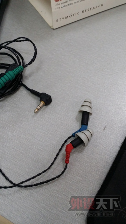 [����] �����������۳�δ������MX300������С��ER4P