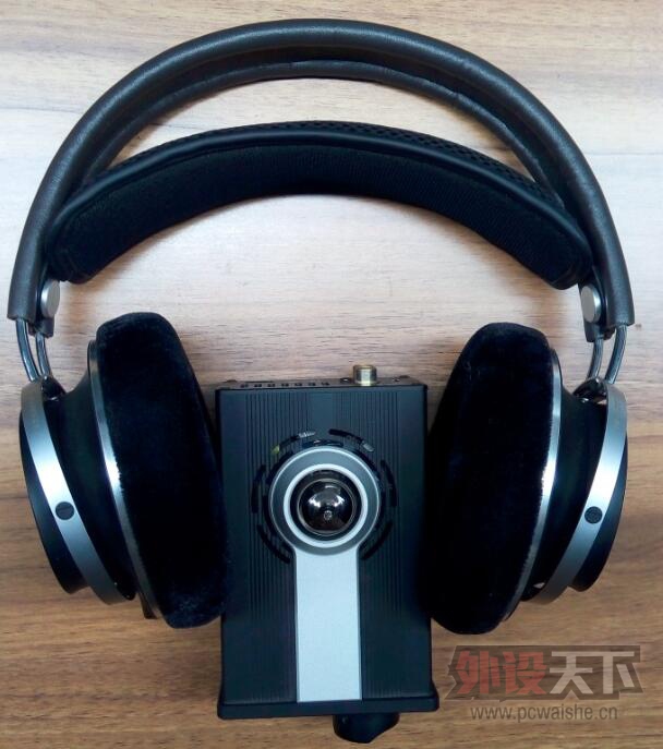 ���ڷ������������ʺό�˿�����������ѣ�һ̨�����ټ�2000��㶨(����Ӳ������)