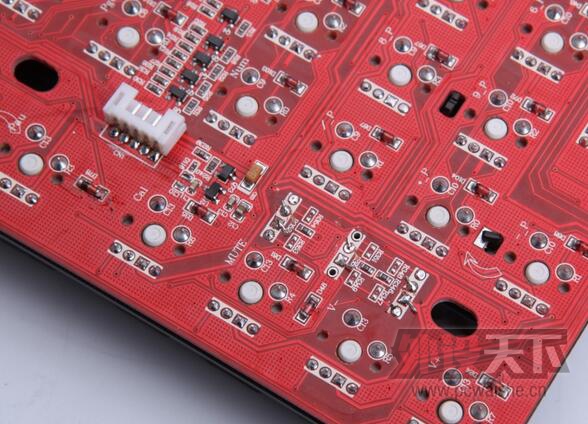 ��PCB�¼��̣���Ҳ�������²�