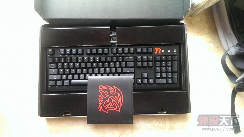 ɾĴ Tt ػG1   RAZER רҵ