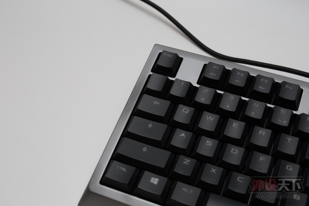 �����ա�Cherry MX Board 6.0 �����е���� �л��ڱ� 850Ԫ