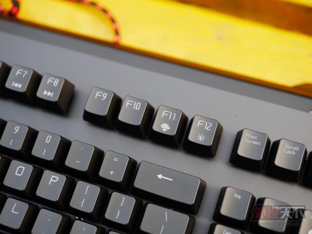 �켫��Epicgear��EG��ħ��M-��Ϸ��е���̺�ɫ���Ὺ������