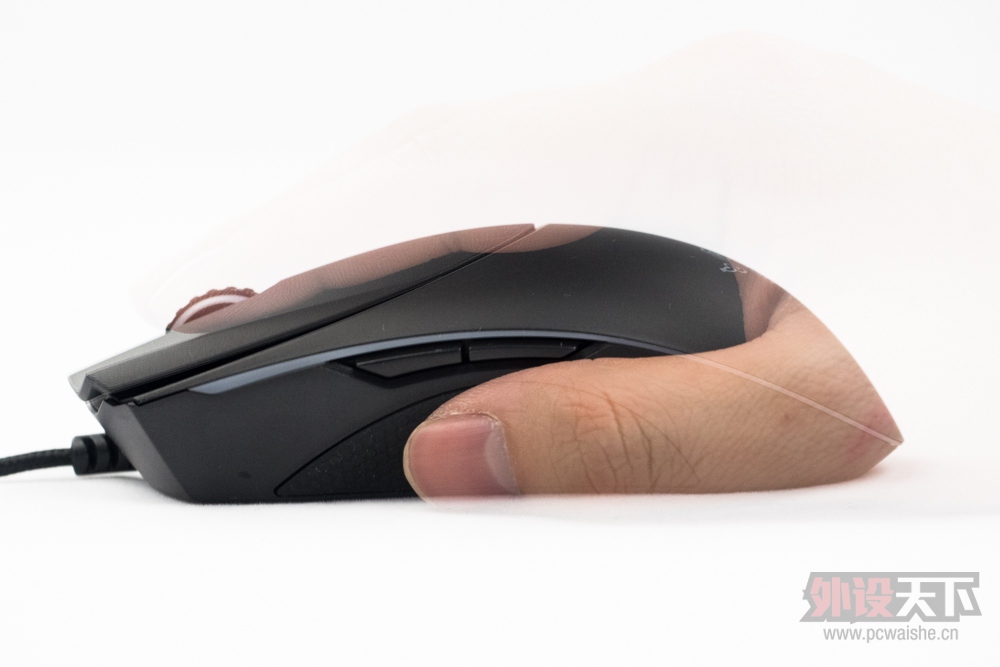 �����ӡ�Ц������˵���� Razer DIAMONDBACK����